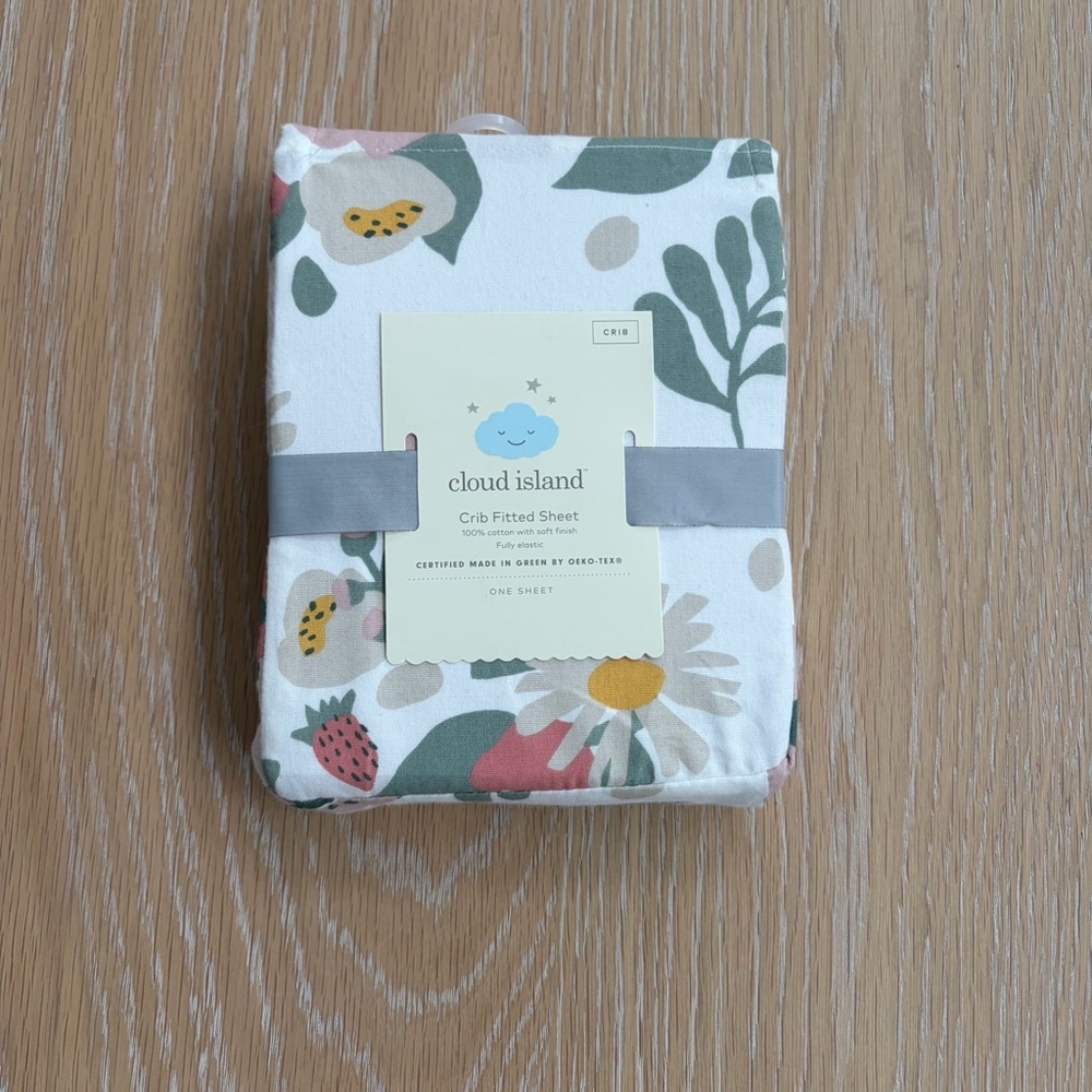 cloud island Strawberry and Daisy Crib Fitted Sheet - White, Green & Pink
